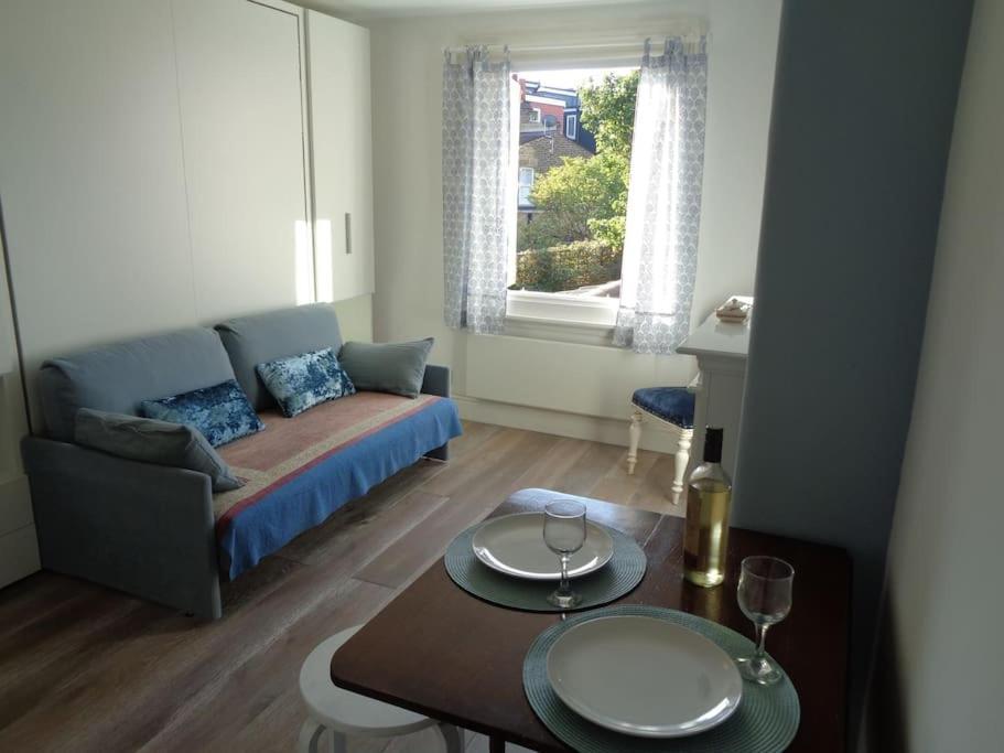 Charming English Style Studio Flat Londres Extérieur photo
